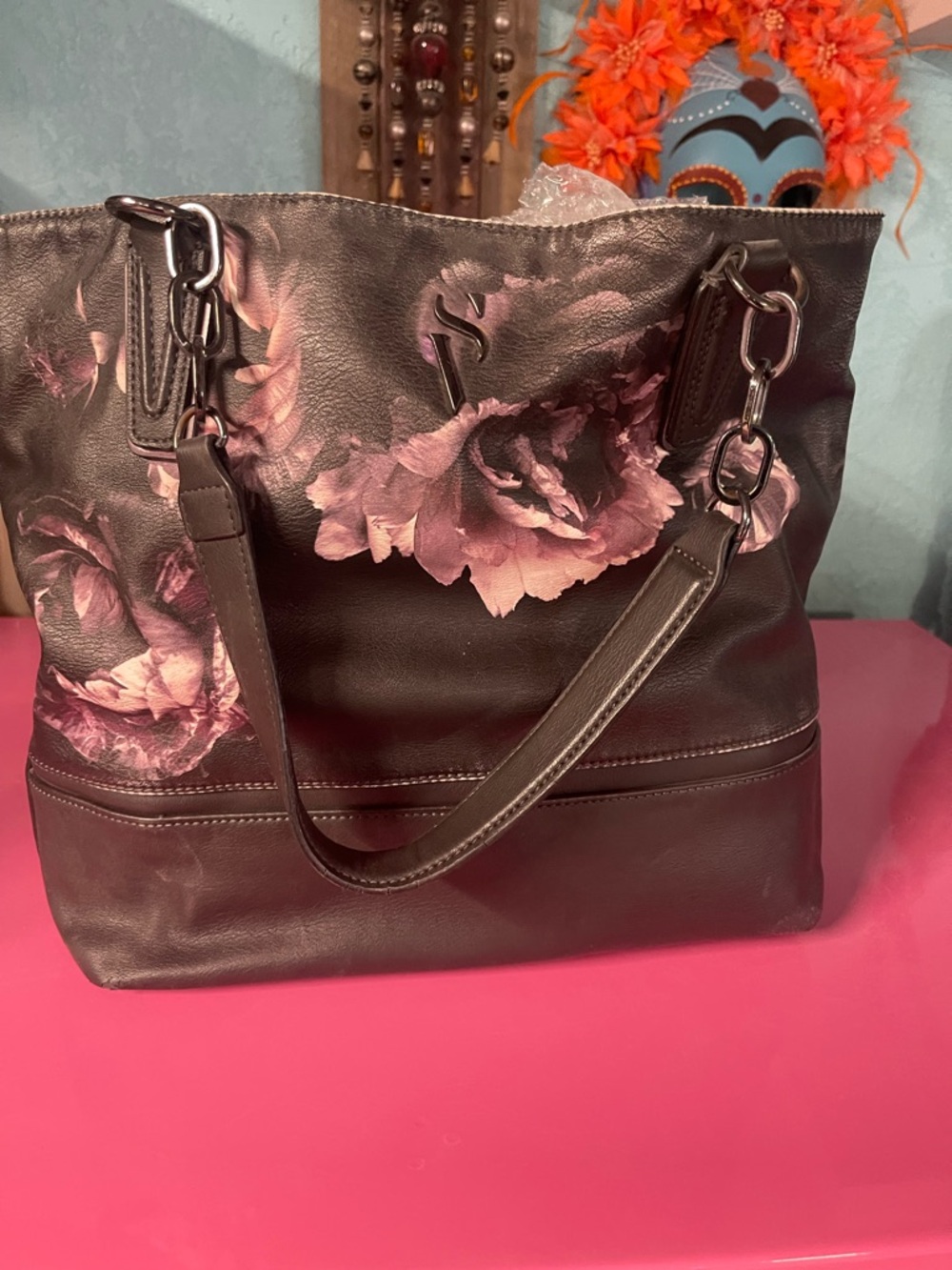 Vera Wang Black Leather Crossbody Tote with Purple Floral Print